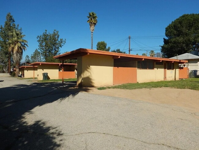 property at 1215 E Central Ave