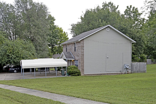 1624 N Florene St in Fayetteville, AR - Building Photo - Building Photo