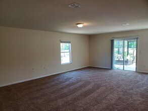 656 Grand Reserve Dr in Bunnell, FL - Building Photo - Building Photo