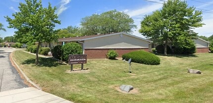 603 S Poe Rd in North Baltimore, OH - Building Photo - Building Photo