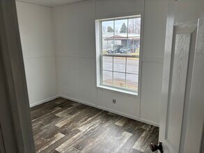 1045 Conrad Dr in Kalispell, MT - Building Photo - Building Photo