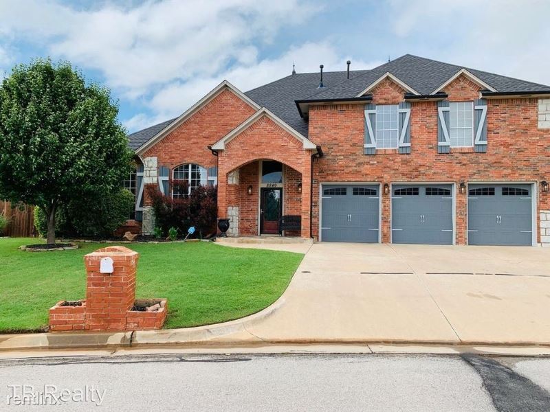 8849 NW 121st Terrace in Oklahoma City, OK - Building Photo