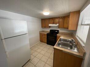 2216 Flamingo Blvd in Bradenton, FL - Building Photo - Building Photo