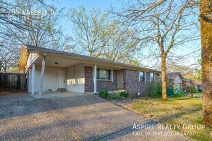 705 Valerie Dr in North Little Rock, AR - Building Photo
