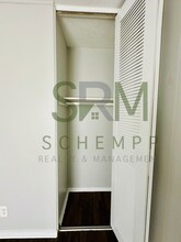 5616 Lagoona Dr in Louisville, KY - Building Photo - Building Photo