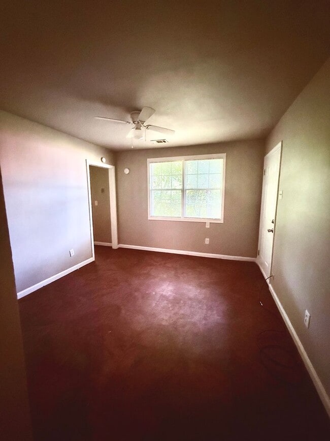 property at 1022 N 2nd St