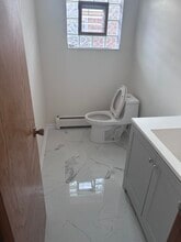 6220 W Lawrence Ave, Unit 6220 w Lawrence in Chicago, IL - Building Photo - Building Photo