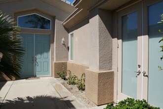 5 Orleans Rd in Rancho Mirage, CA - Building Photo - Building Photo