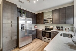 Mercury Noda in Charlotte, NC - Building Photo