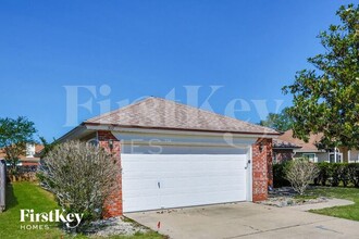 510 Fallen Timbers Dr in Orange Park, FL - Foto de edificio - Building Photo
