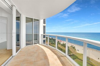 17555 Collins Ave in Sunny Isles Beach, FL - Building Photo - Building Photo