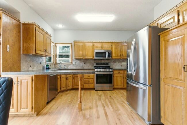 11501 Riley St in Overland Park, KS - Building Photo - Building Photo