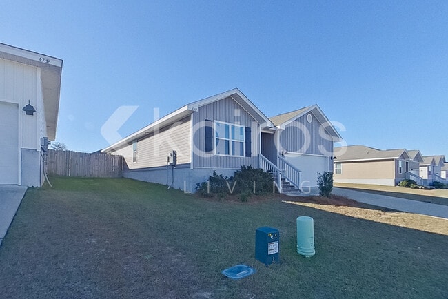 4743 Malay Cir in Pace, FL - Building Photo - Building Photo