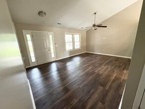 10264 Knob Hill Dr in Florence, KY - Building Photo - Building Photo