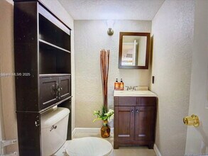 9953 SW 147th Ct in Miami, FL - Building Photo - Building Photo