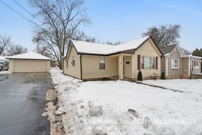 property at 6 E Eureka Dr
