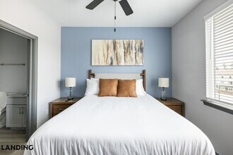 8511 Myslak Wy, Unit 8572C in Pensacola, FL - Foto de edificio - Building Photo