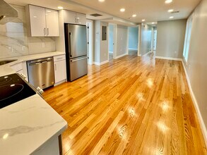 5 Ward St, Unit 3 in Somerville, MA - Foto de edificio - Building Photo