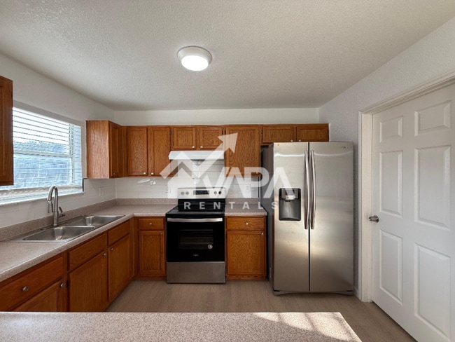 4915 Brazoswood in San Antonio, TX - Building Photo - Building Photo