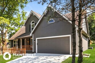 1539 Dartmouth Dr in Liberty, MO - Building Photo - Building Photo