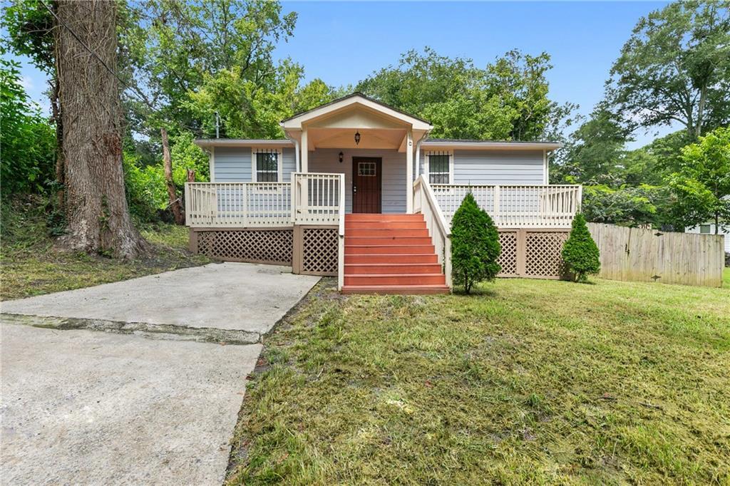 16 Wadley St NW in Atlanta, GA - Building Photo