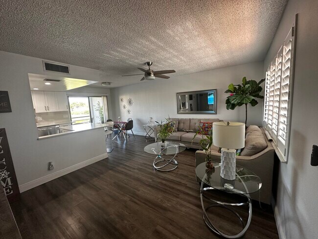 4668 Oak Terrace Dr in Greenacres, FL - Building Photo - Building Photo