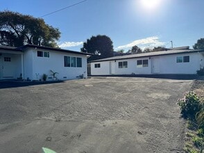 59 Davis Ave, Unit D in Freedom, CA - Building Photo - Building Photo