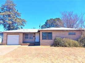 6103 Avenue Q in Lubbock, TX - Building Photo