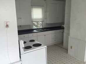 15 Pond St-Unit -A in Orono, ME - Building Photo - Building Photo