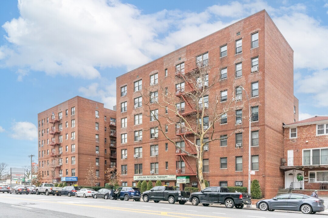 3060 Ocean Ave in Brooklyn, NY - Building Photo