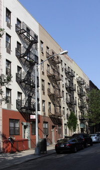 432 East 83 Street in New York, NY - Building Photo - Building Photo