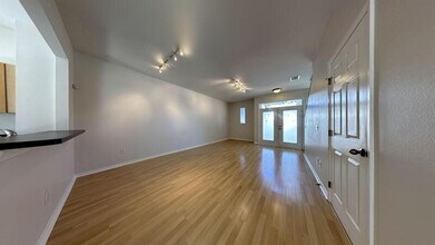 724 4th Ave in St. Petersburg, FL - Building Photo - Building Photo