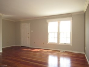 27 Cambridge E in Oxford, NJ - Building Photo - Building Photo