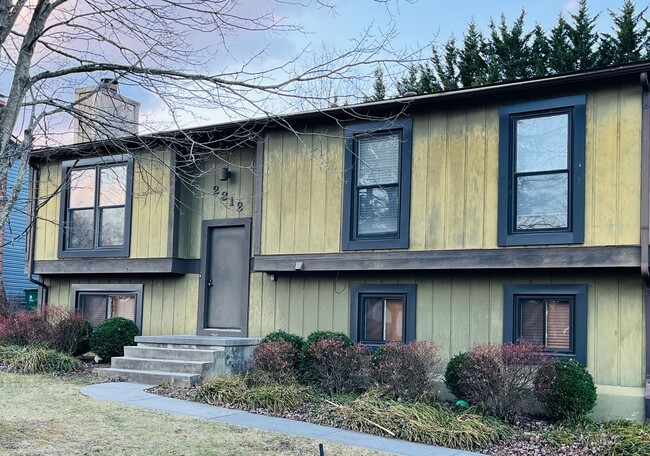 property at 2312 Terra Bella St