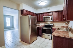 123 Alabama Ave NW in Fort Walton Beach, FL - Building Photo