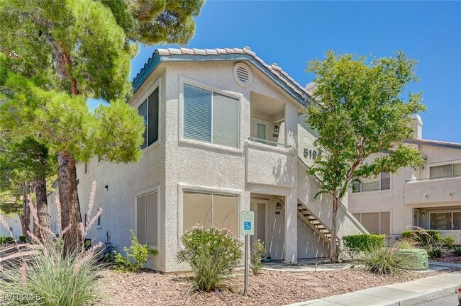 5196 Mandalay Springs Dr