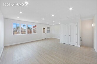2345 E 1st St, Unit 2 in Brooklyn, NY - Building Photo - Building Photo