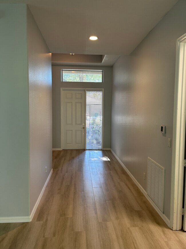 259 Glen Eagle Cir in Naples, FL - Building Photo - Building Photo