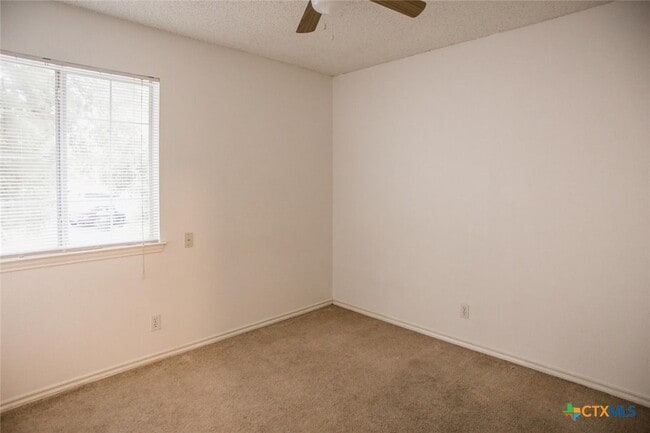 property at 115 Crest Dr