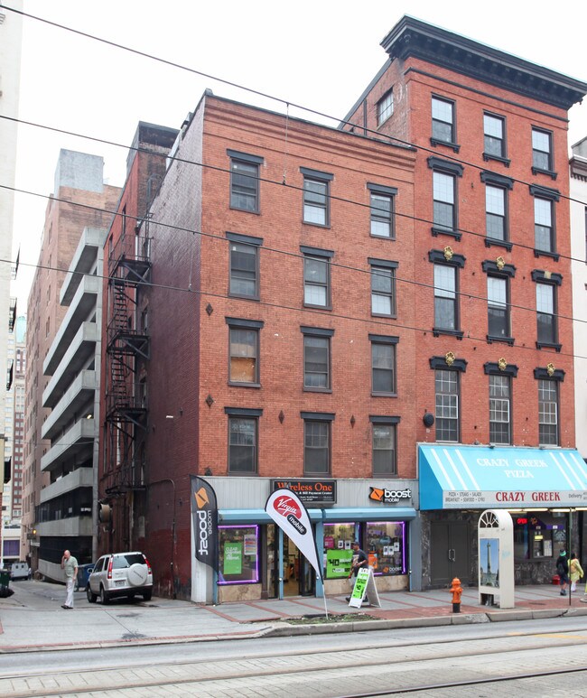 7 N Howard St