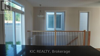 420 Appalachian Cir in Ottawa, ON - Building Photo - Building Photo