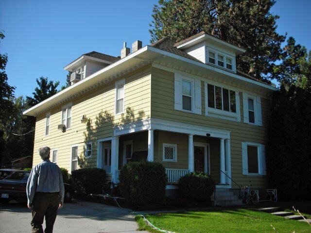 property at 1420 E 16th Ave