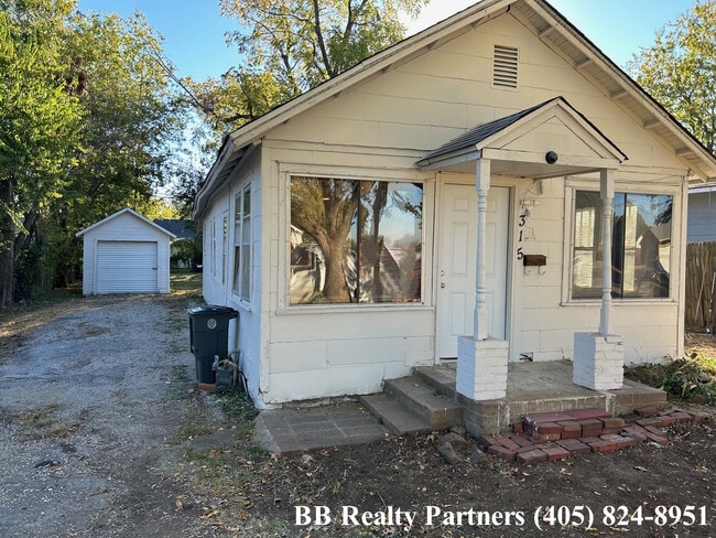 property at 315 S Pittsburg Ave