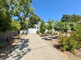 1642 Tainter St in St Helena, CA - Building Photo