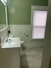 902 Chicago Ave in Lansing, MI - Building Photo - Building Photo