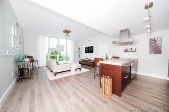 720 NE 62nd St-Unit -504 in Miami, FL - Building Photo - Building Photo