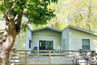 3 St Johns St in Shelter Island, NY - Building Photo - Building Photo
