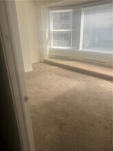 917 Hamilton St-Unit -2A in Allentown, PA - Foto de edificio - Building Photo