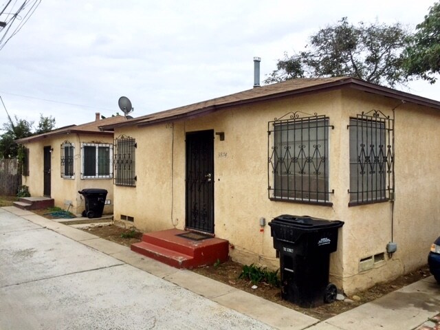 3868-3878 National Ave in San Diego, CA - Foto de edificio - Building Photo