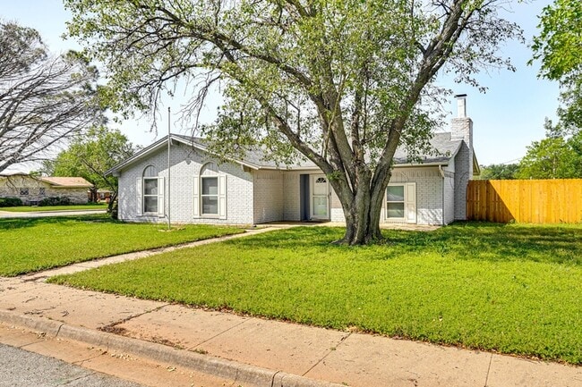 4626 Trailwood Dr